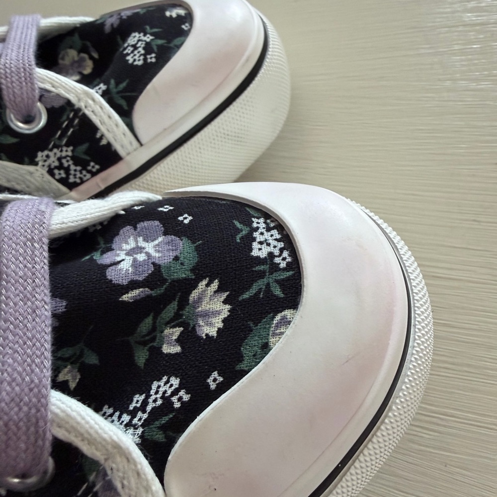 Hey Girl by Corkys Sneaker Canvas Floral Shoes - Picture 8 of 9